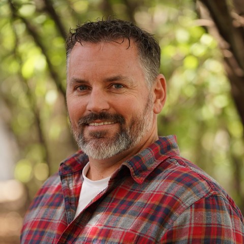 Headshot of Chris Broz